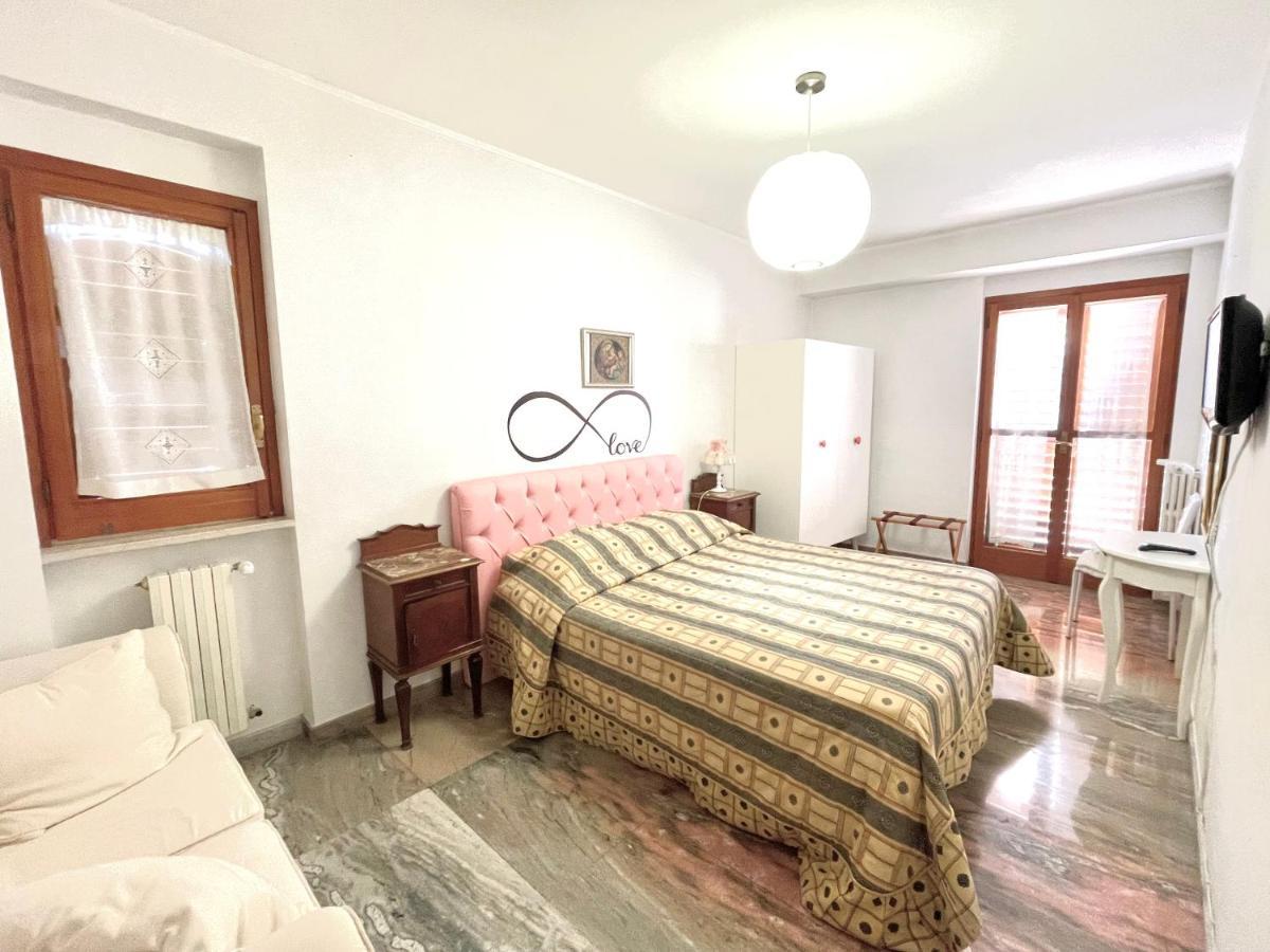 La Vie En Rose Mattinata Apartment Екстериор снимка